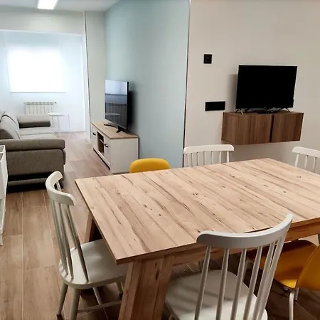 Vivienda Alameda De Santiago * Santiago de Compostela